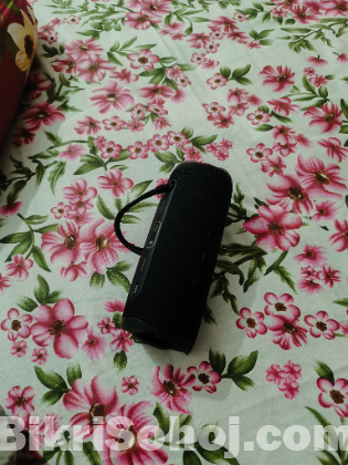 JBL spiker